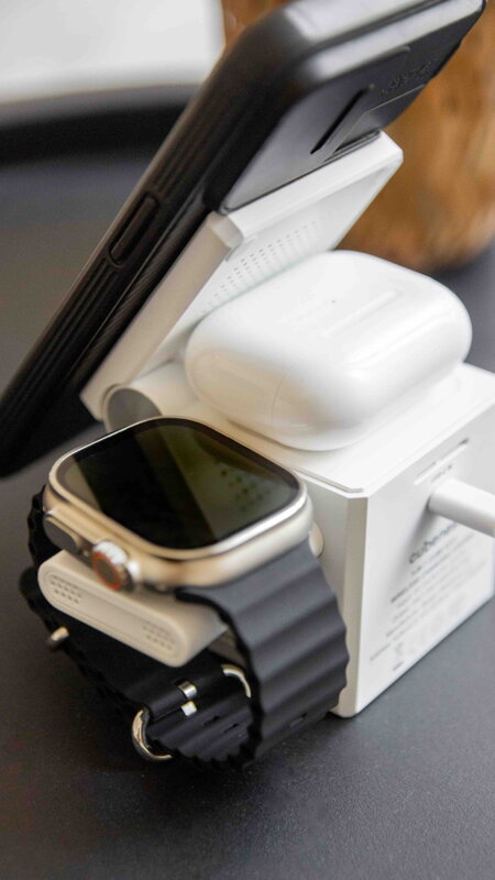 Cubenest Încărcător magnetic wireless 3 în 1 E311