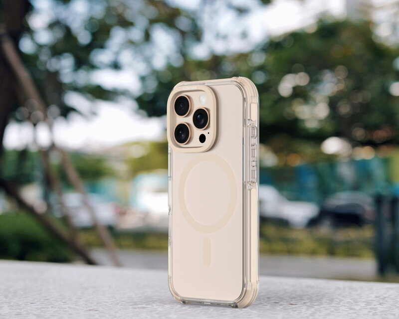 Cubenest Husă pentru iPhone 16 Pro MagPro Strong Guard aur